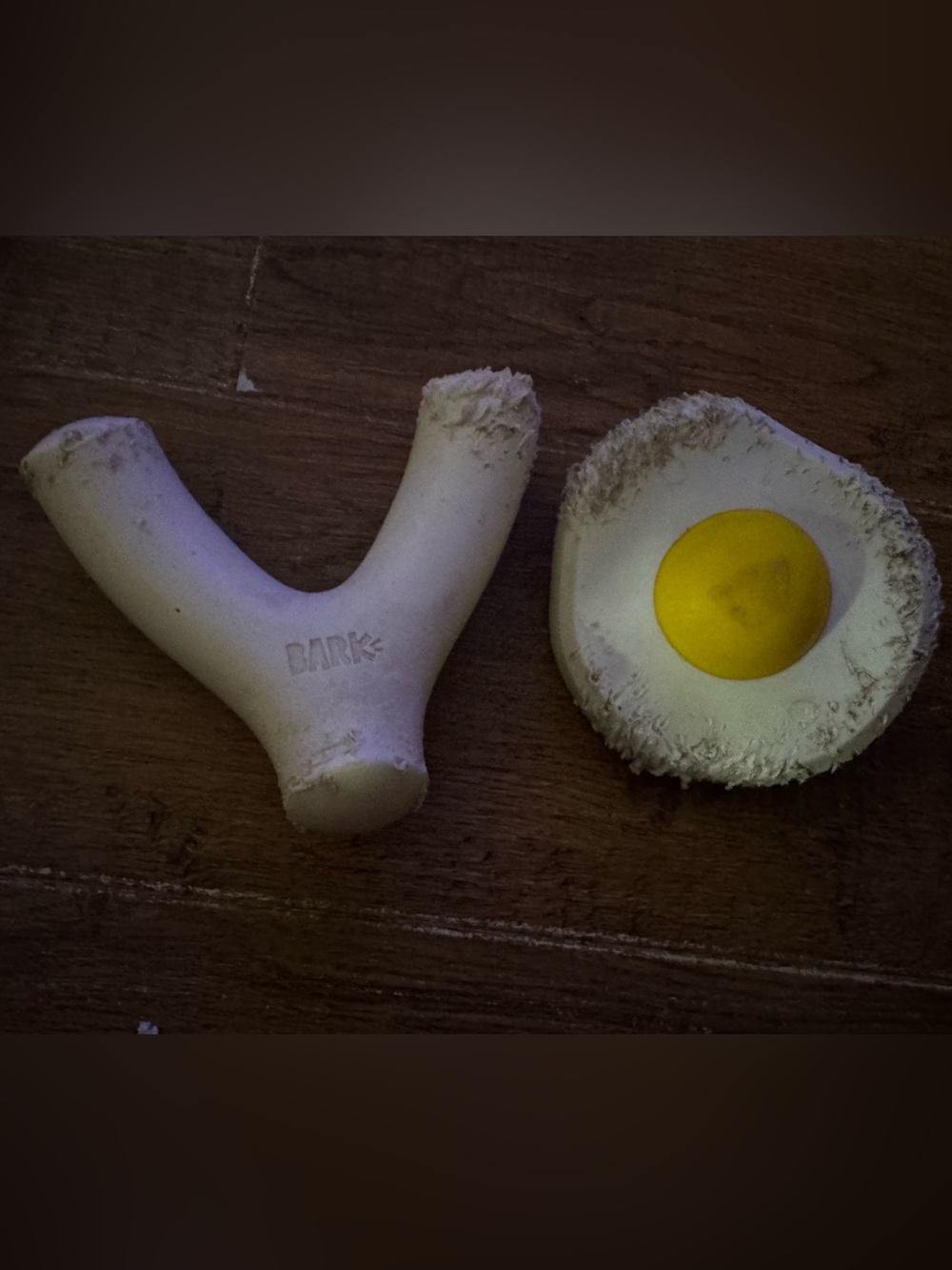 BARK dog toys L preowned solid nylon Egg & Wishbone